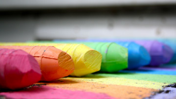 карандаши, мелки, спектр, разноцветные, канцелярские товары, 3840х2160, 4к обои