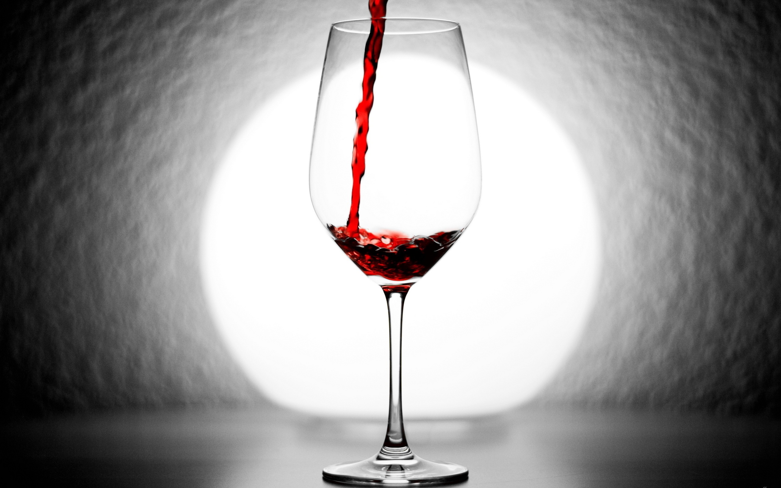 бокал, красное вино, минимализм, серый фон, алкоголь, напиток