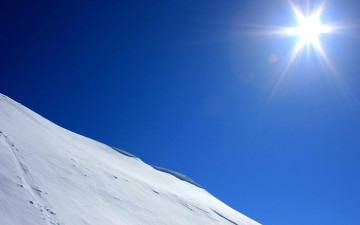 зима, снег, солнце, склон, голубое небо, природа, хорошие обои скачать, Winter, snow, sun, slope, blue sky, nature, good wallpaper download