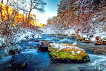 Бесплатно зима, снег, река, камни, природа