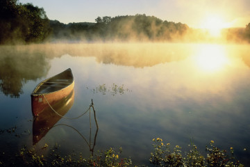 утро, туман, рассвет, река, штиль, лодка, отражение в воде, morning, fog, dawn, river, calm, boat, reflection in the water