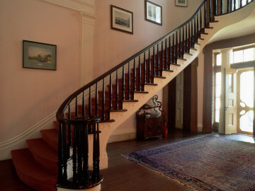 интерьер, холл, лестница, картины, большое расширение фото,  interior, hall, stairs, paintings