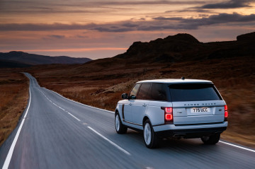 Range Rover Svautobiography, дорога, трасса, закат, автомобили 2018 года