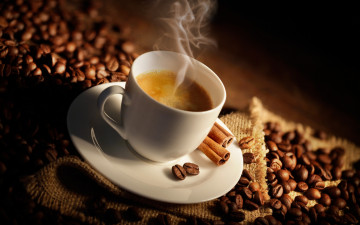 завтрак, горячий кофе, утро, кофейные зёрна, аромат, пар