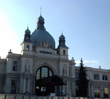 Главный железнодорожный вокзал в городе Львове