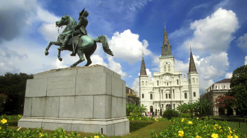 Площадь Джексона, Новый Орлеан, Луизиана, памятник, дворец, город, цветочные клумбы