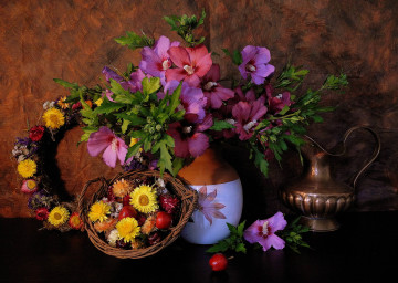 Фото бесплатно цветы, букет цветов, ваза, натюрморт