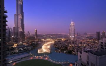 ОАЭ, Дубаи, вечер, небоскребы, светящиеся фонтаны, набережная, город, река, обои, United Arab Emirates, Dubai, evening, skyscrapers, glowing fountains, embankment, city, river, wallpaper