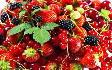 ягоды, ежевика, клубника, смородина, вкусная полезная еда, обои, Berries, blackberries, strawberries, currants, delicious healthy food, wallpaper