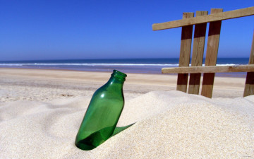море, песок, бутылка, пляж, забор, небо, лето, природа, горизонт, фото, Sea, sand, bottle, beach, fence, sky, summer, nature, horizon, photo