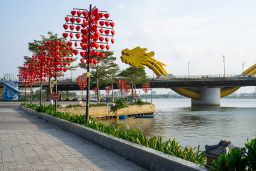 Фото бесплатно города, Вьетнам, сердце, мост, река, набережная, улица