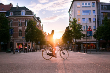 Фото бесплатно пешеходной, небо, дорога, город, улица, велосипедист