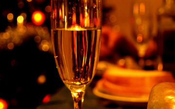шампанское, бокал, напиток, алкоголь, праздник, размытый фон, застолье