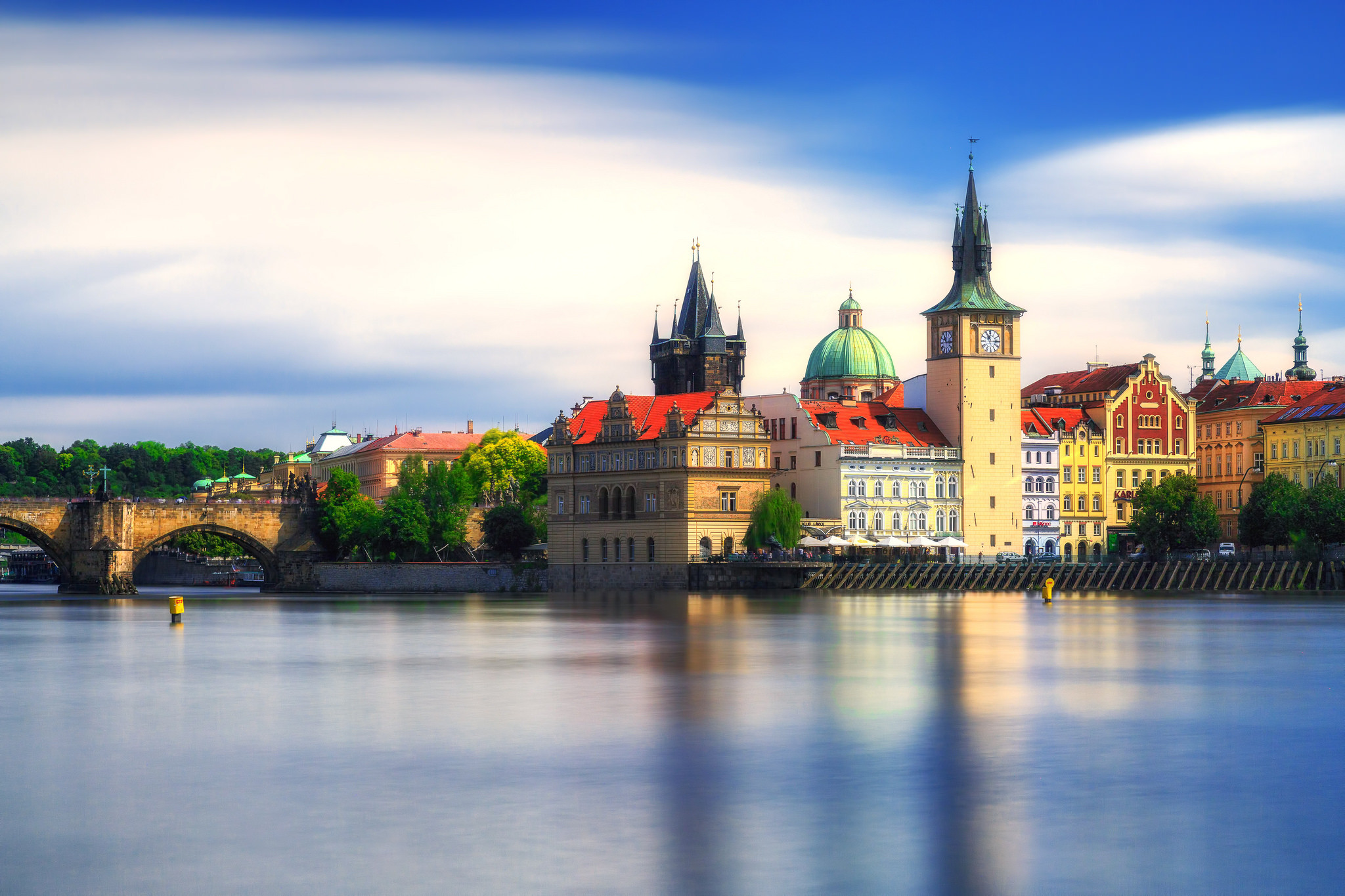 Фото бесплатно Чехия, Река Влтава, здания