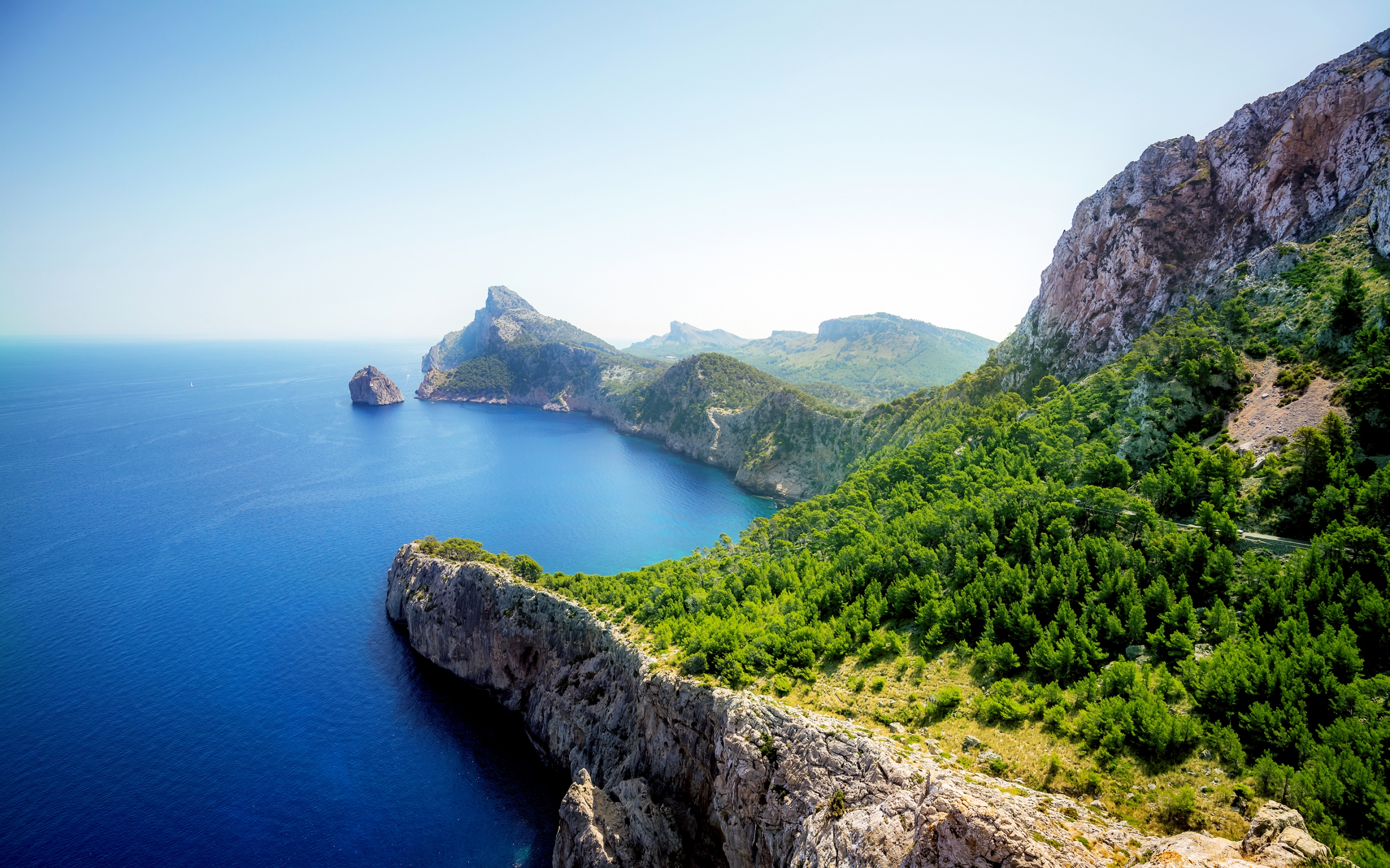 море, горы, скалы, растения, невероятная красота, Sea, mountains, rocks, plants, incredible beauty