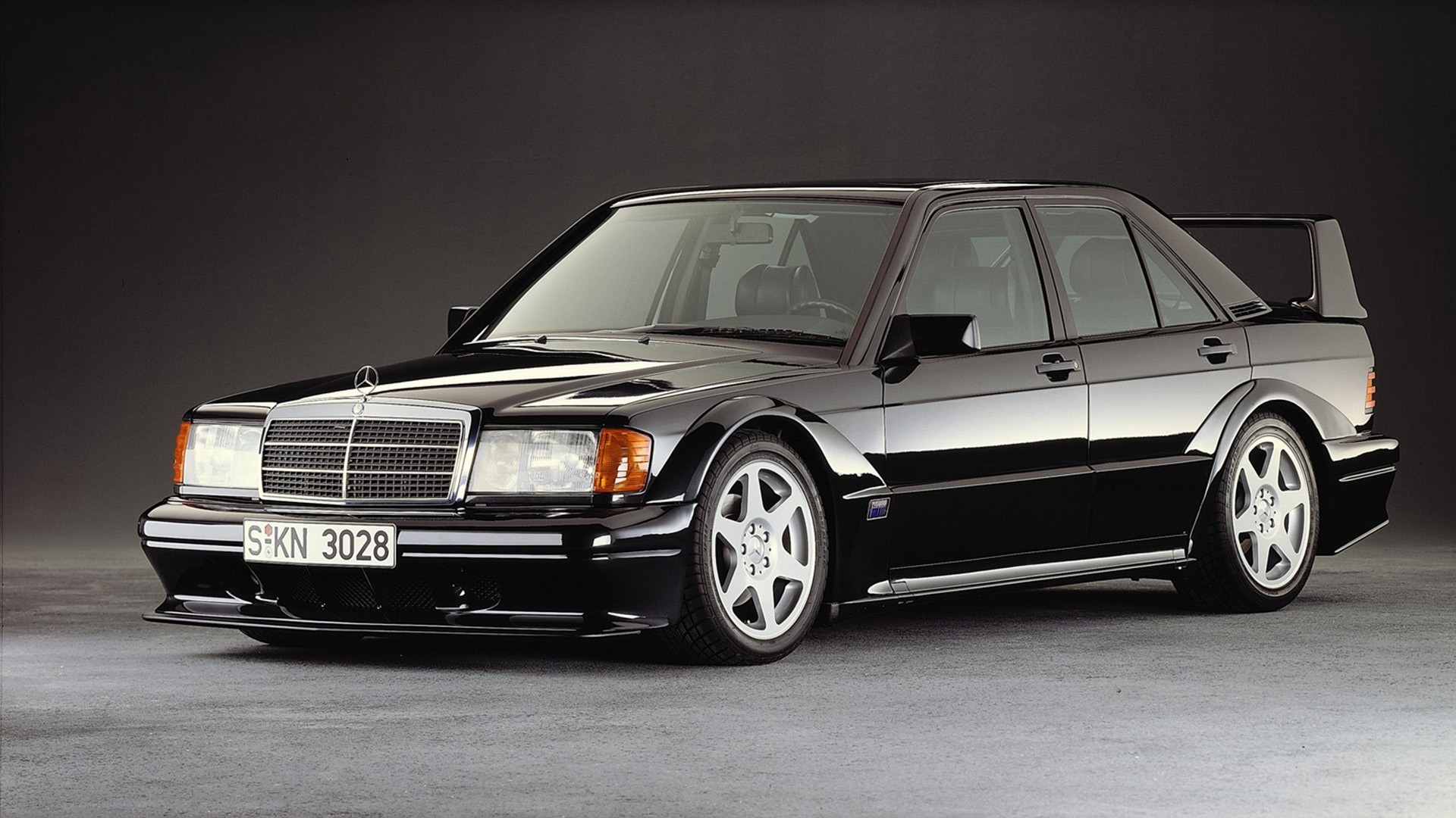 Фото бесплатно обои mercedez 190e evolution ii, черный, машины