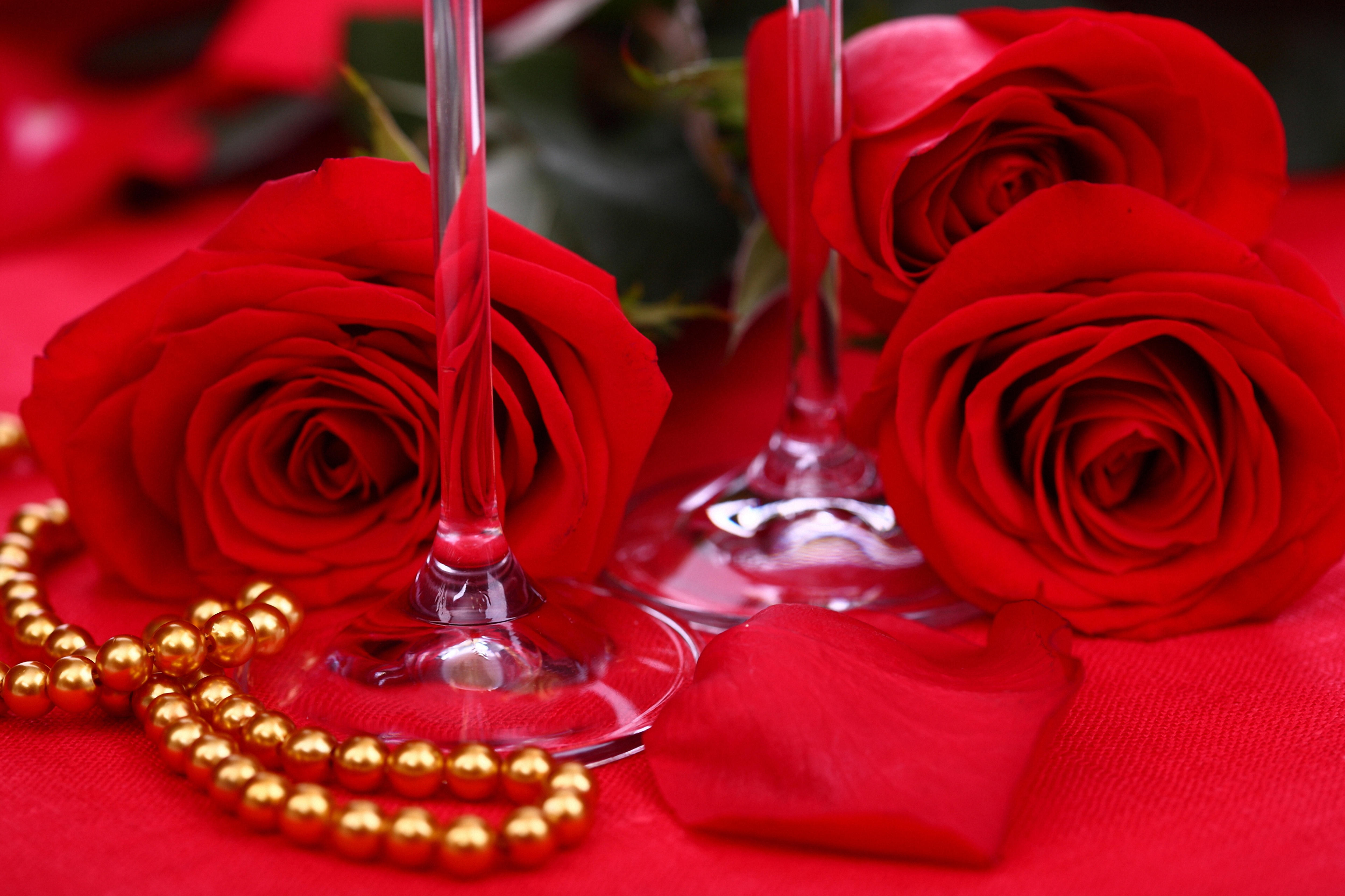 Фото бесплатно красные розы, украшение, ножки бокалов